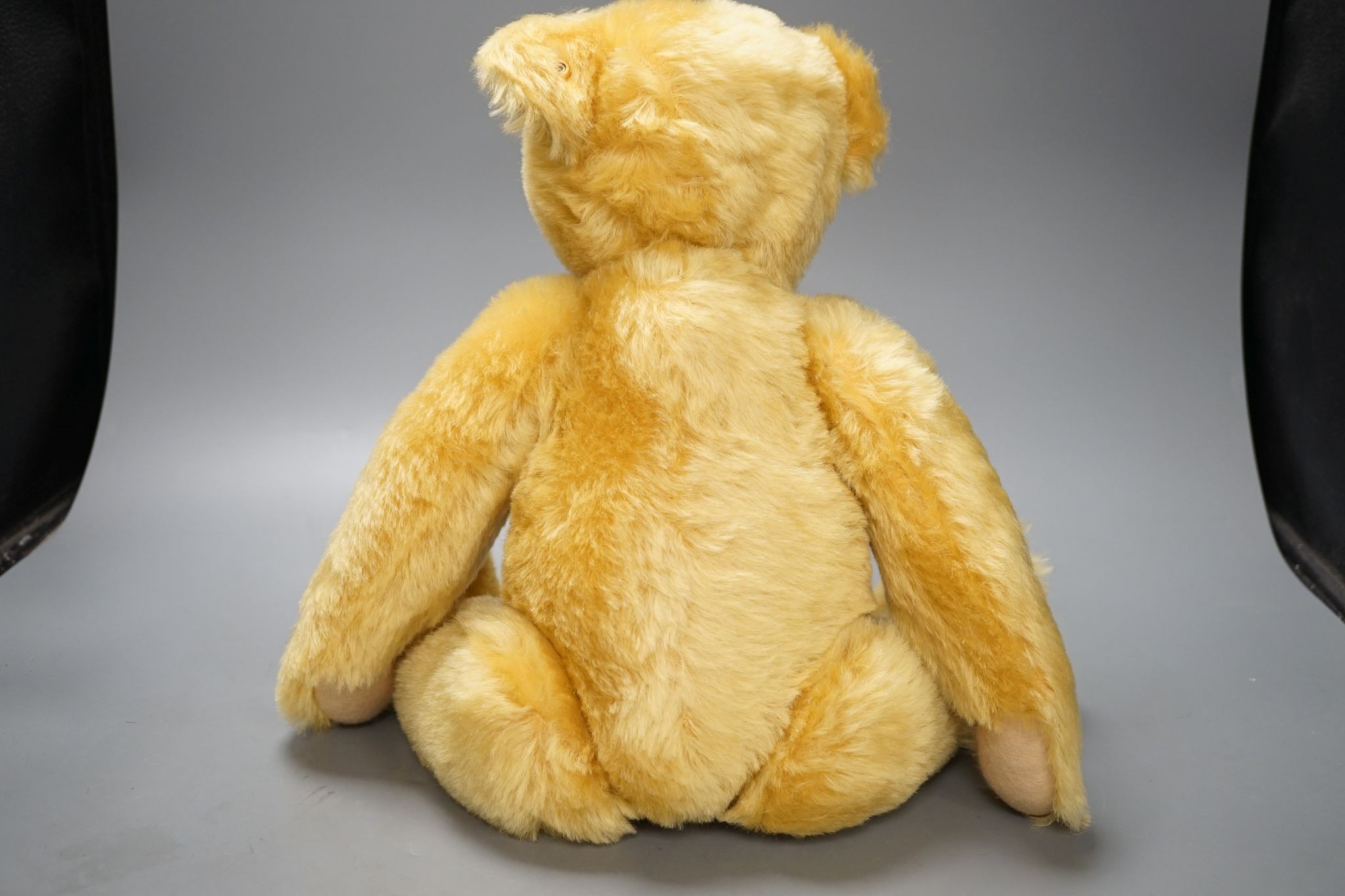 Steiff for British Collectors teddy bear, 2001, with box and certificate Limited Edition, 43cm